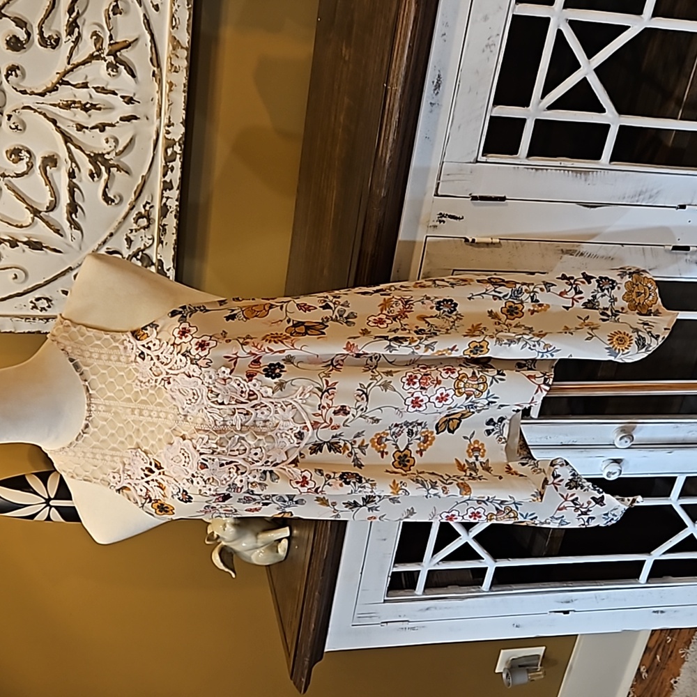 Lace and Floral Tank with Shark Bite Bottom